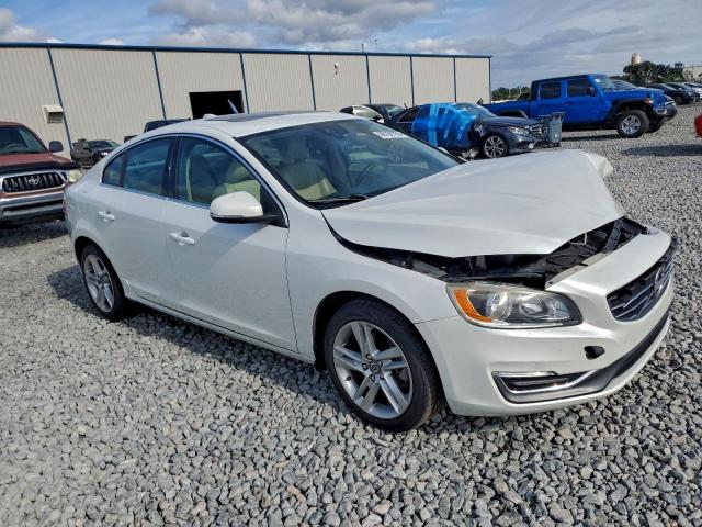 Volvo S60 Premier Image 3