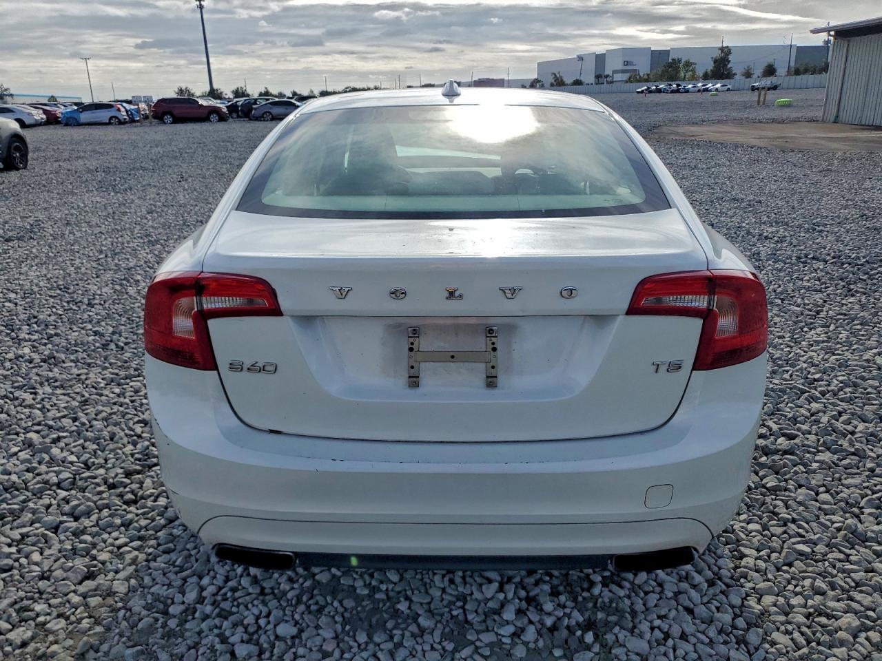 Volvo S60 Premier Image 7