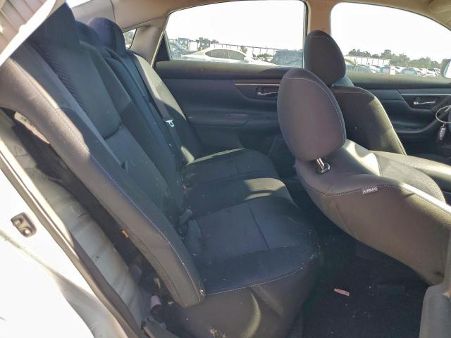 Nissan Altima 2.5 Image 12