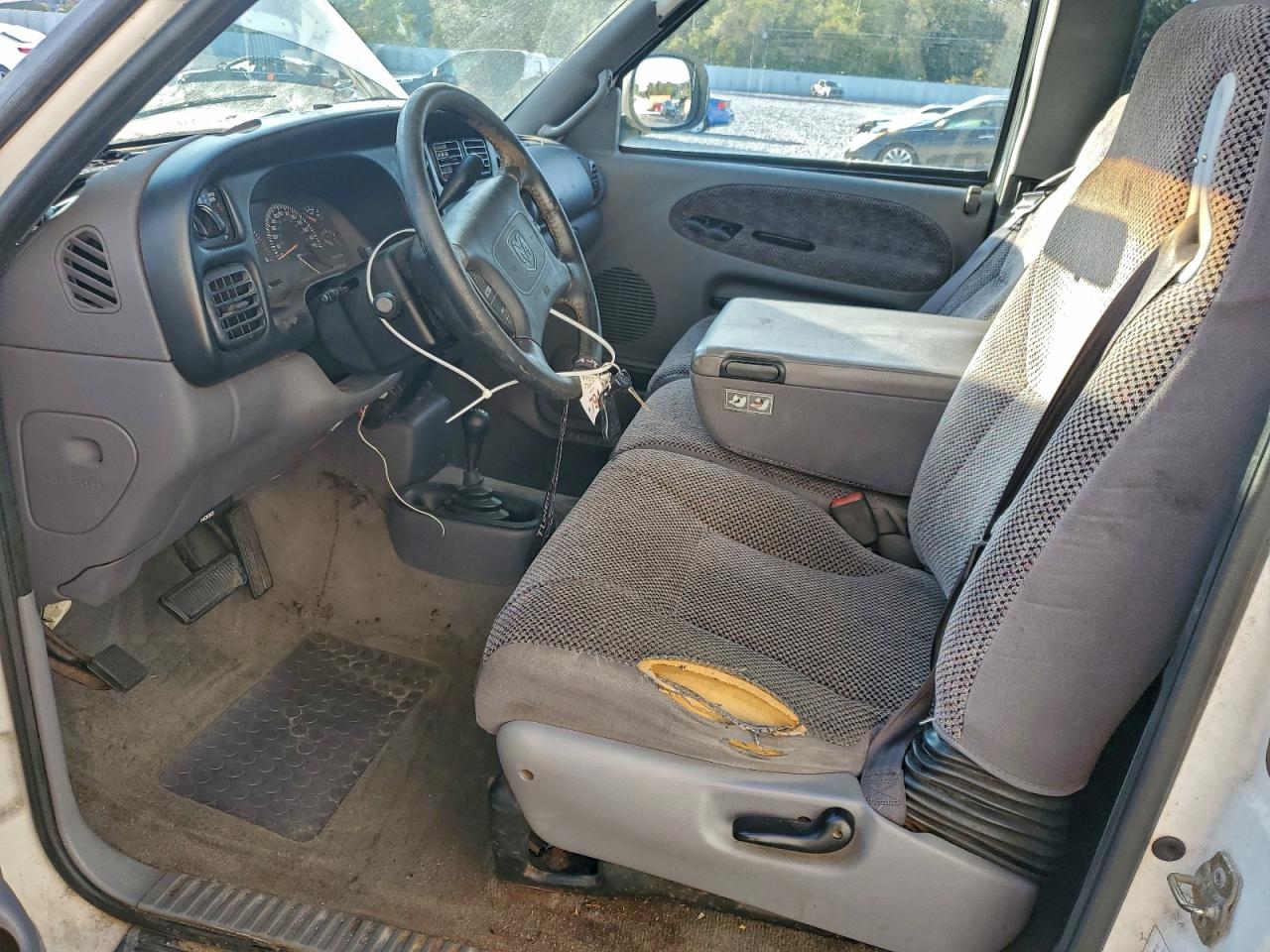 Dodge Ram 1500 Image 10