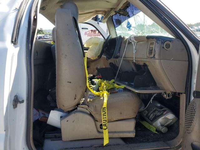 Chevrolet Silverado C2500 Heavy Duty Image 7