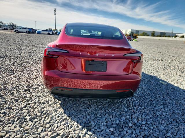Tesla Model 3 Image 5