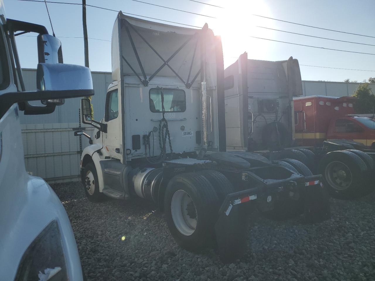 Peterbilt 579 Image 5