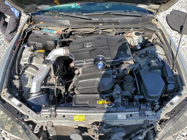 Lexus Is 300 Image 12