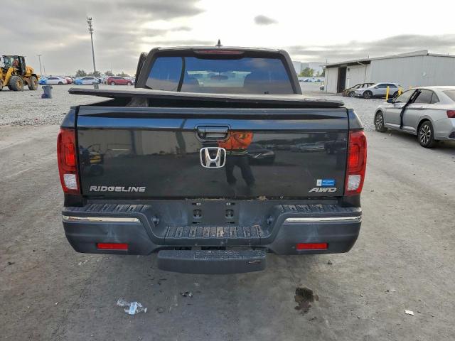 Honda Ridgeline Sport Image 3