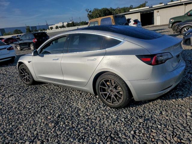 Tesla Model 3 Image 2
