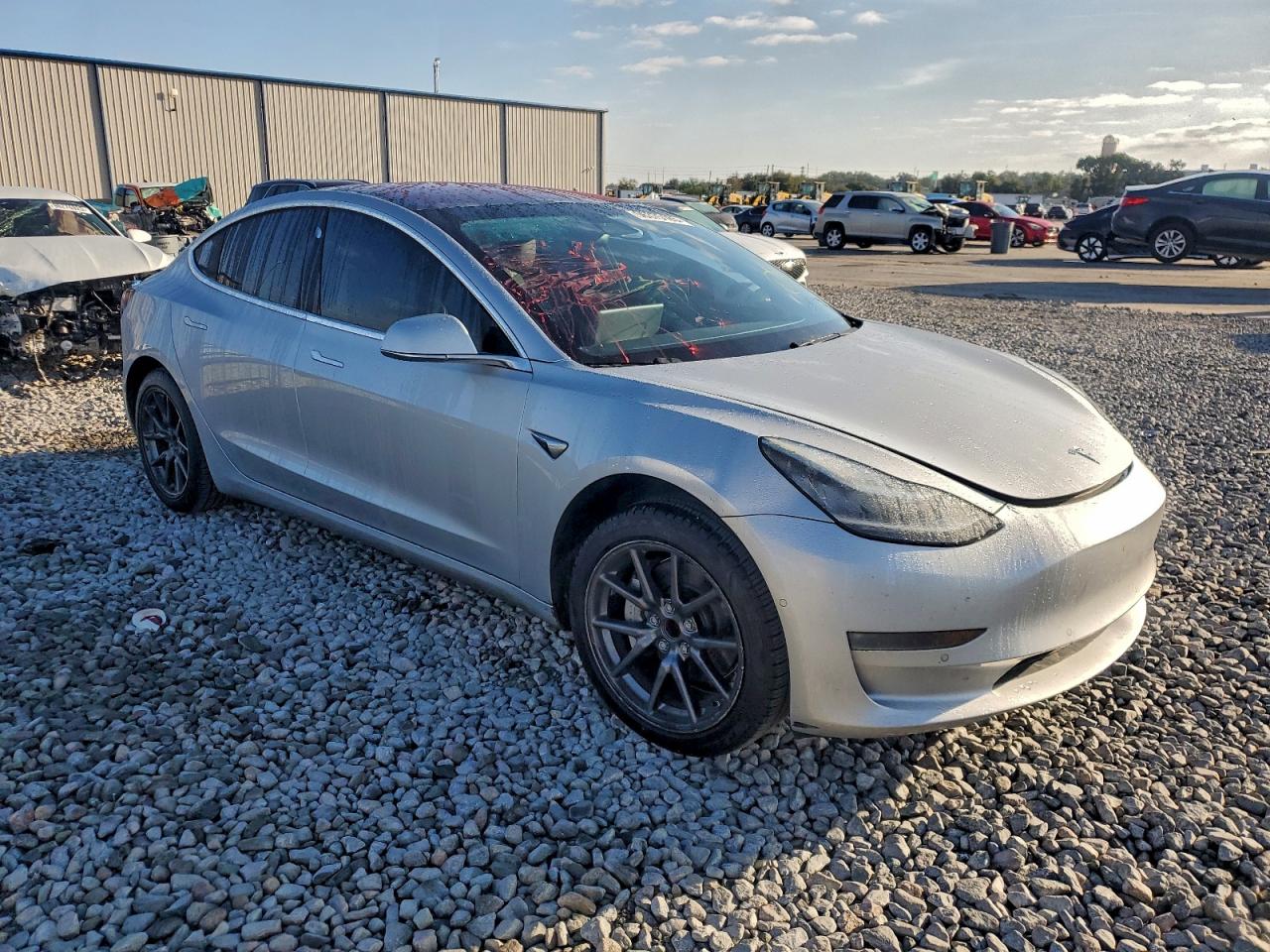 Tesla Model 3 Image 8