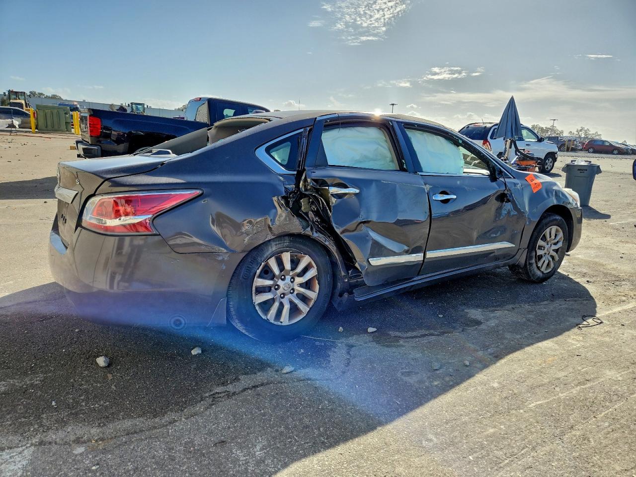 Nissan Altima 2.5 Image 7