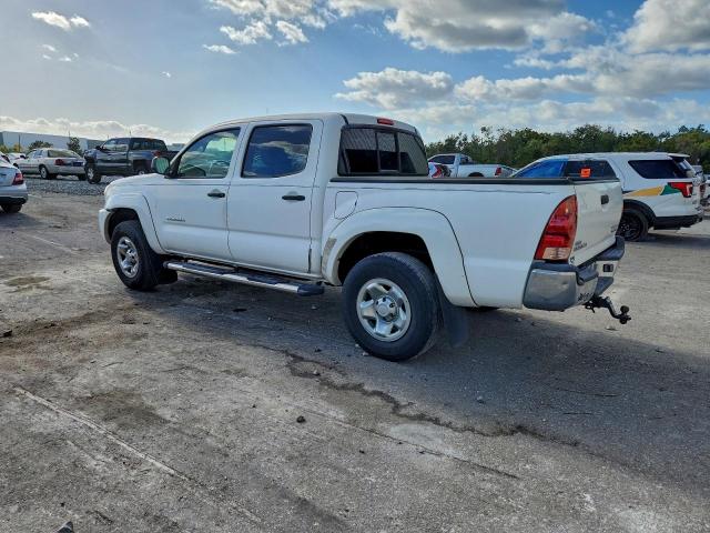 Toyota Tacoma Double Cab Prerunner Image 12