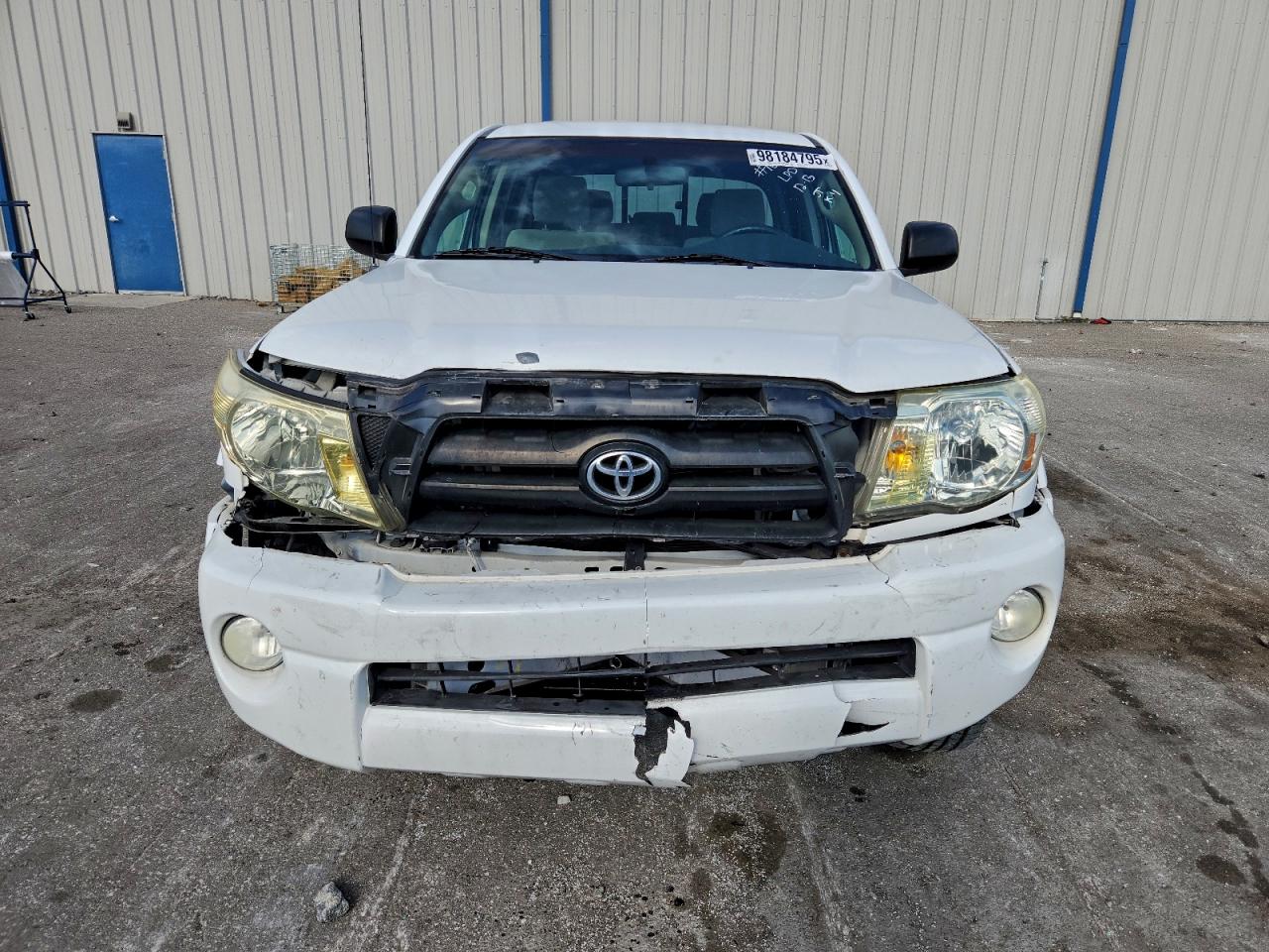 Toyota Tacoma Double Cab Prerunner Image 5