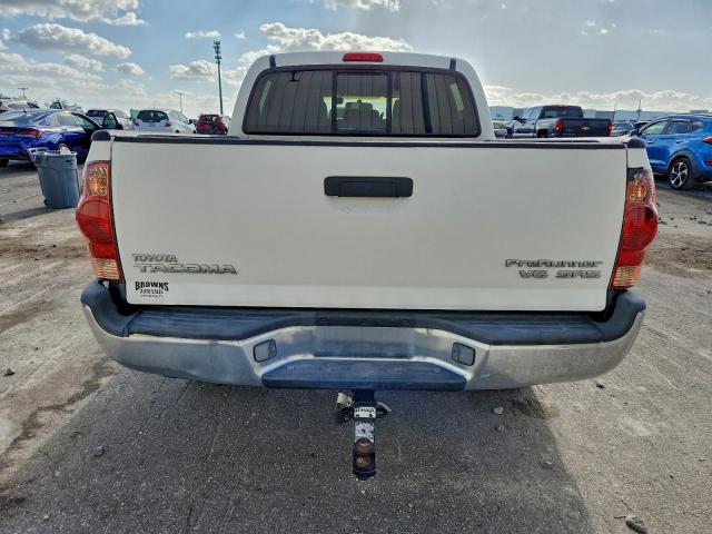 Toyota Tacoma Double Cab Prerunner Image 4