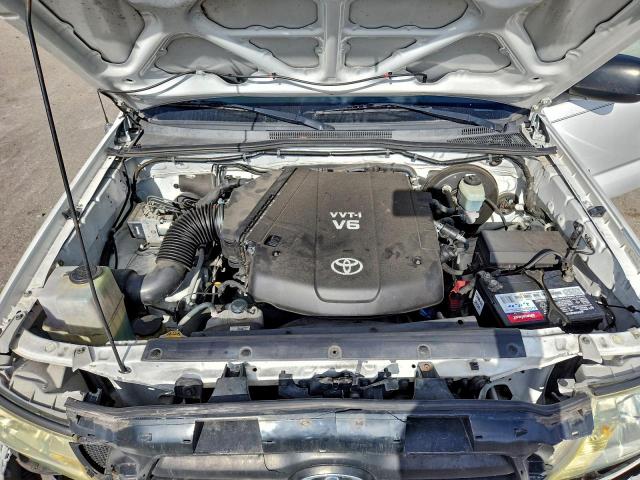 Toyota Tacoma Double Cab Prerunner Image 6