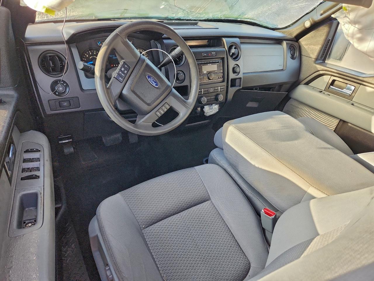 Ford F-150 Super Cab Image 12