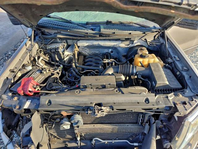 Ford F-150 Super Cab Image 11