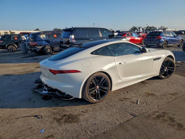 Jaguar F-TYPE Image 2