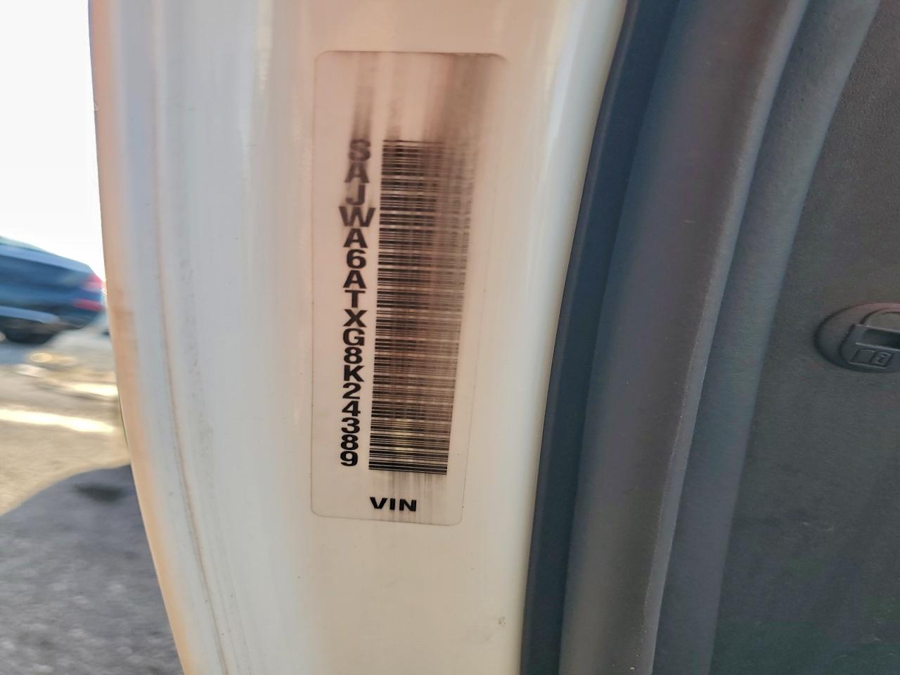 Jaguar F-TYPE Image 12