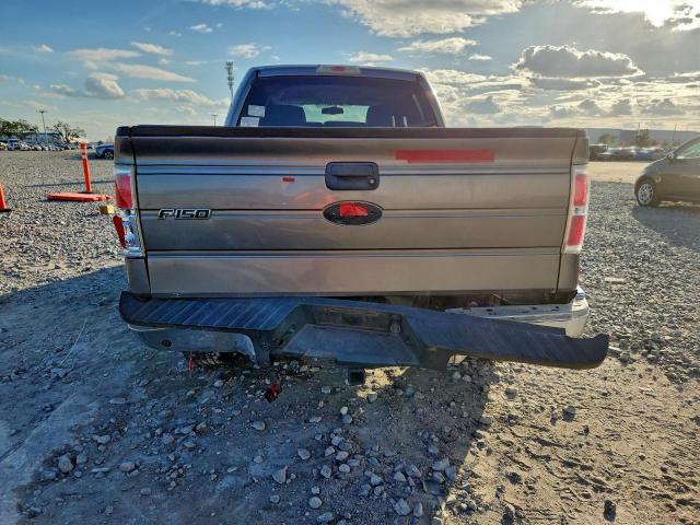 Ford F-150 Supercrew Image 12